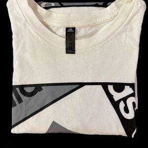 ADIDAS - MEN’S SMALL - GENTLY WORN TEE